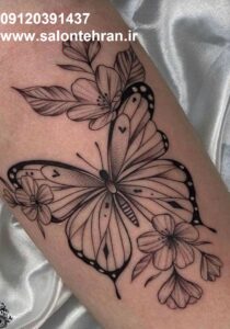 تاتو پروانه و گل ترکیبی